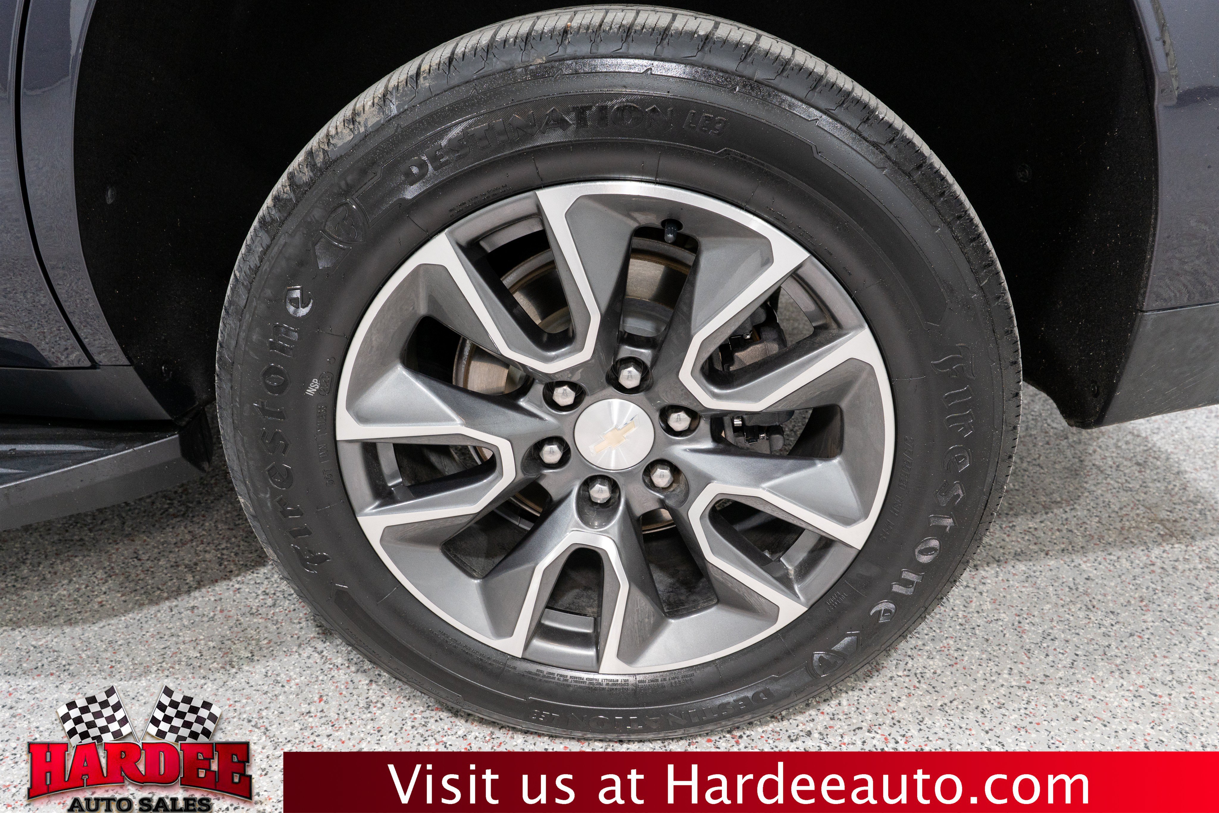 Used 2022 Chevrolet Tahoe LT w/ Luxury Package AWD/4WD image 9