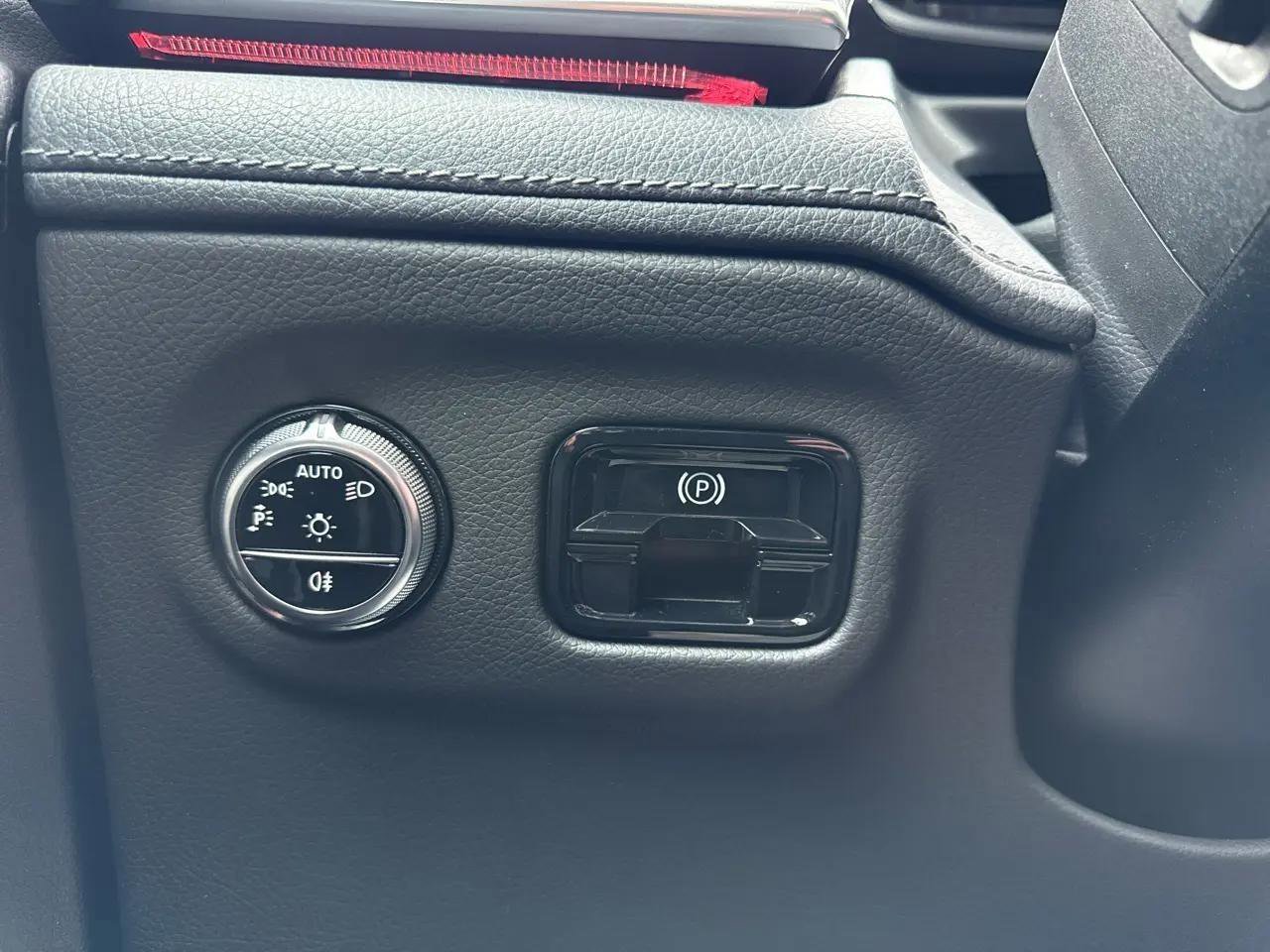 Used 2023 Mercedes-Benz EQE 350+ 4MATIC SUV w/ AMG Line Exterior Package image 45