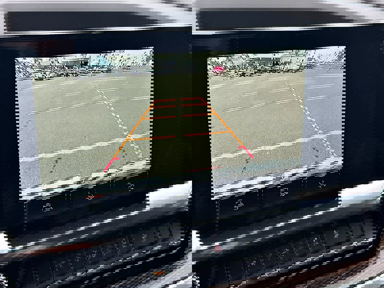 New 2026 GMC Sierra 1500 SLE w/ Preferred Package image 18