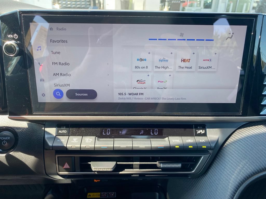 Used 2025 Toyota Camry SE w/ Multimedia Upgrade Package FWD image 21