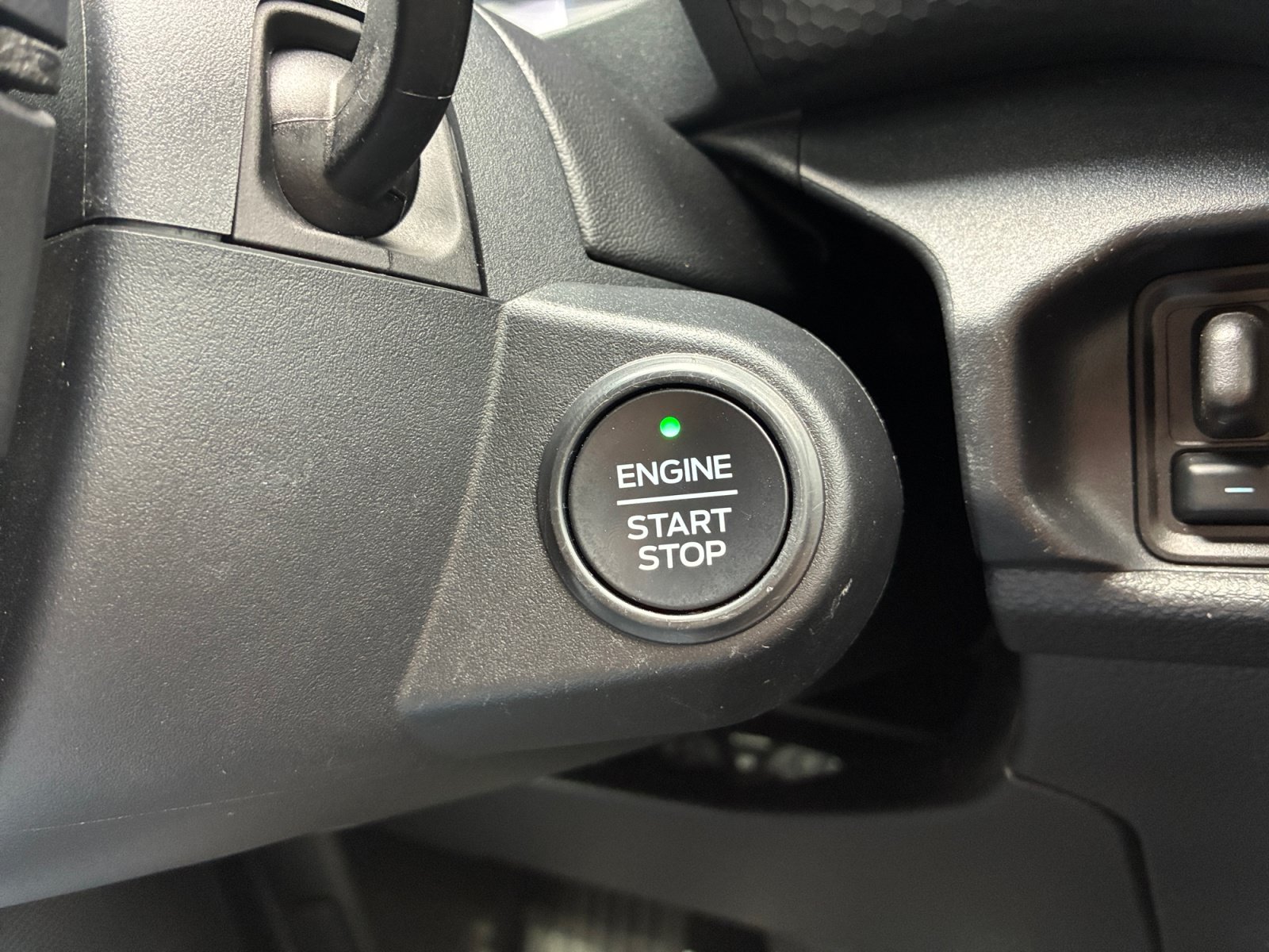 Certified 2025 Ford Ranger Raptor AWD/4WD image 29