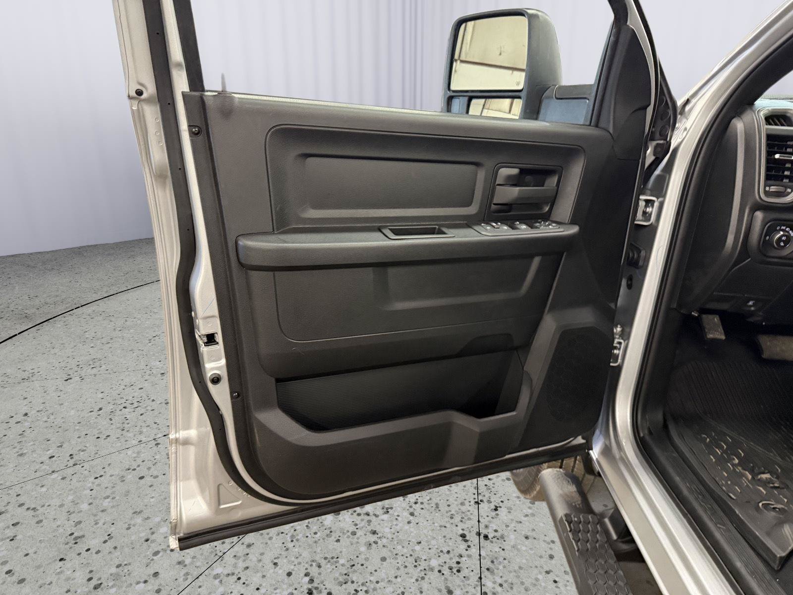 New 2026 RAM 2500 Tradesman AWD/4WD image 26