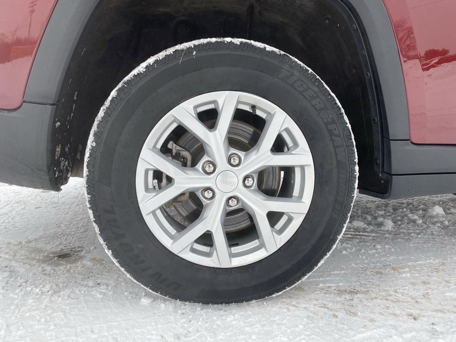 Used 2023 Jeep Grand Cherokee L Limited image 34