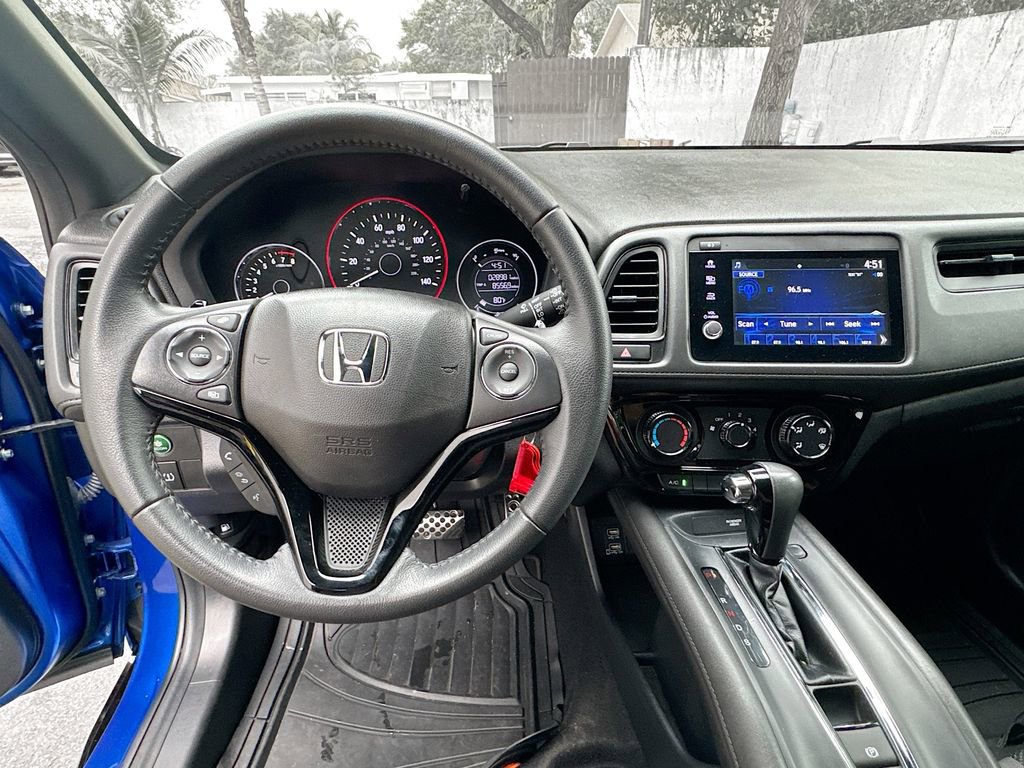 Used 2022 Honda HR-V Sport image 12