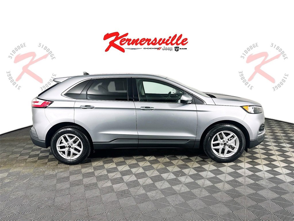 Used 2024 Ford Edge SEL image 8
