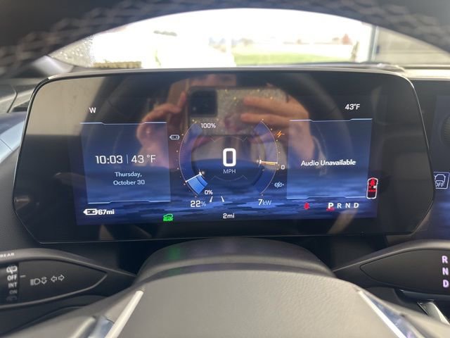 New 2026 Chevrolet Equinox EV LT image 25