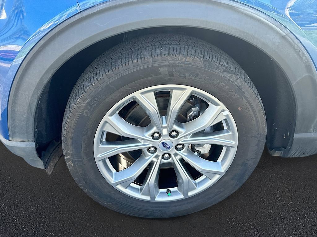 Used 2023 Ford Explorer Limited image 38