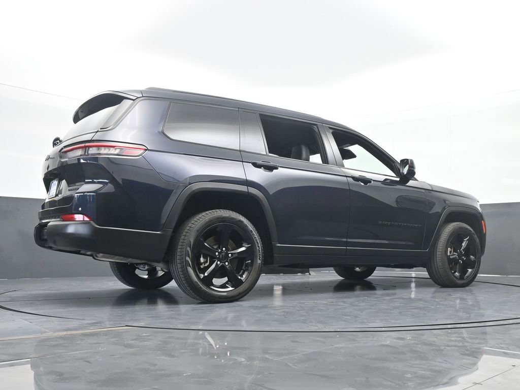 Used 2024 Jeep Grand Cherokee L Limited w/ Black Appearance Package image 62