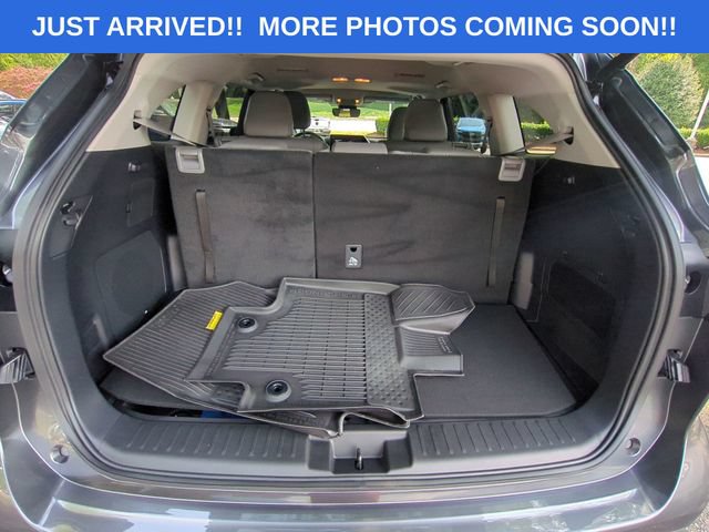 Used 2025 Toyota Highlander Limited FWD image 36