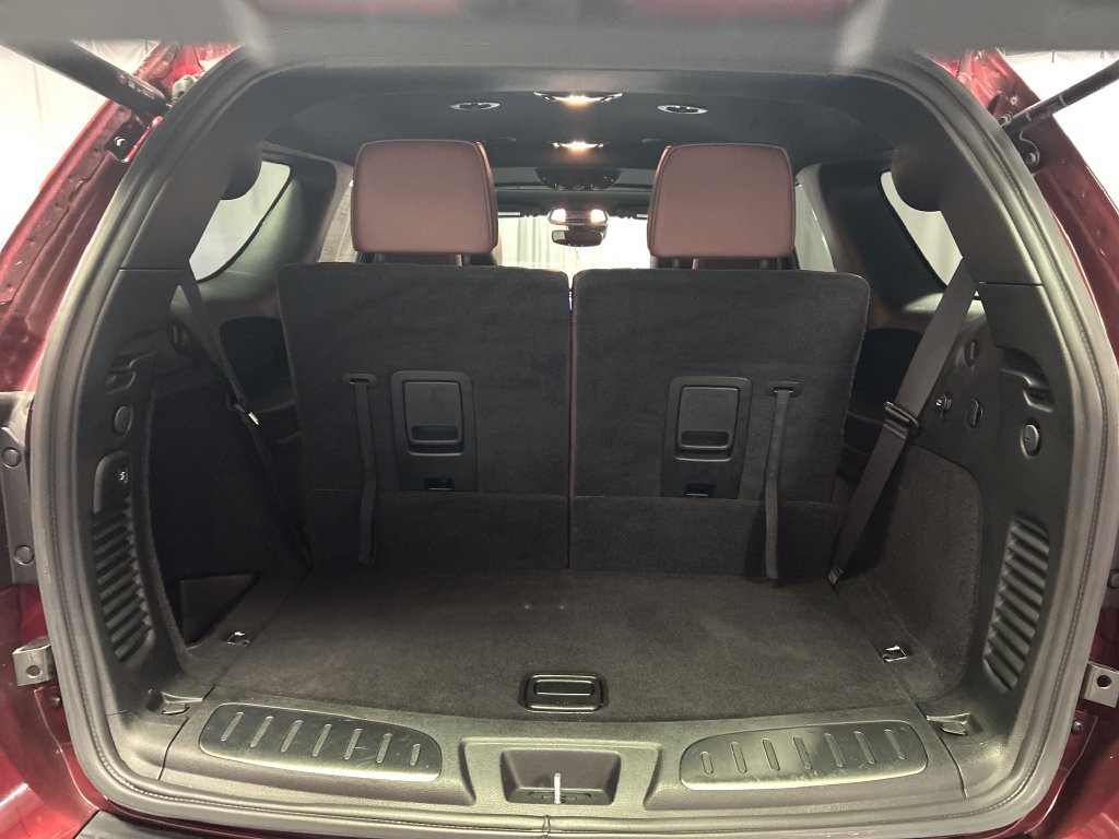 Used 2025 Dodge Durango GT AWD/4WD image 26