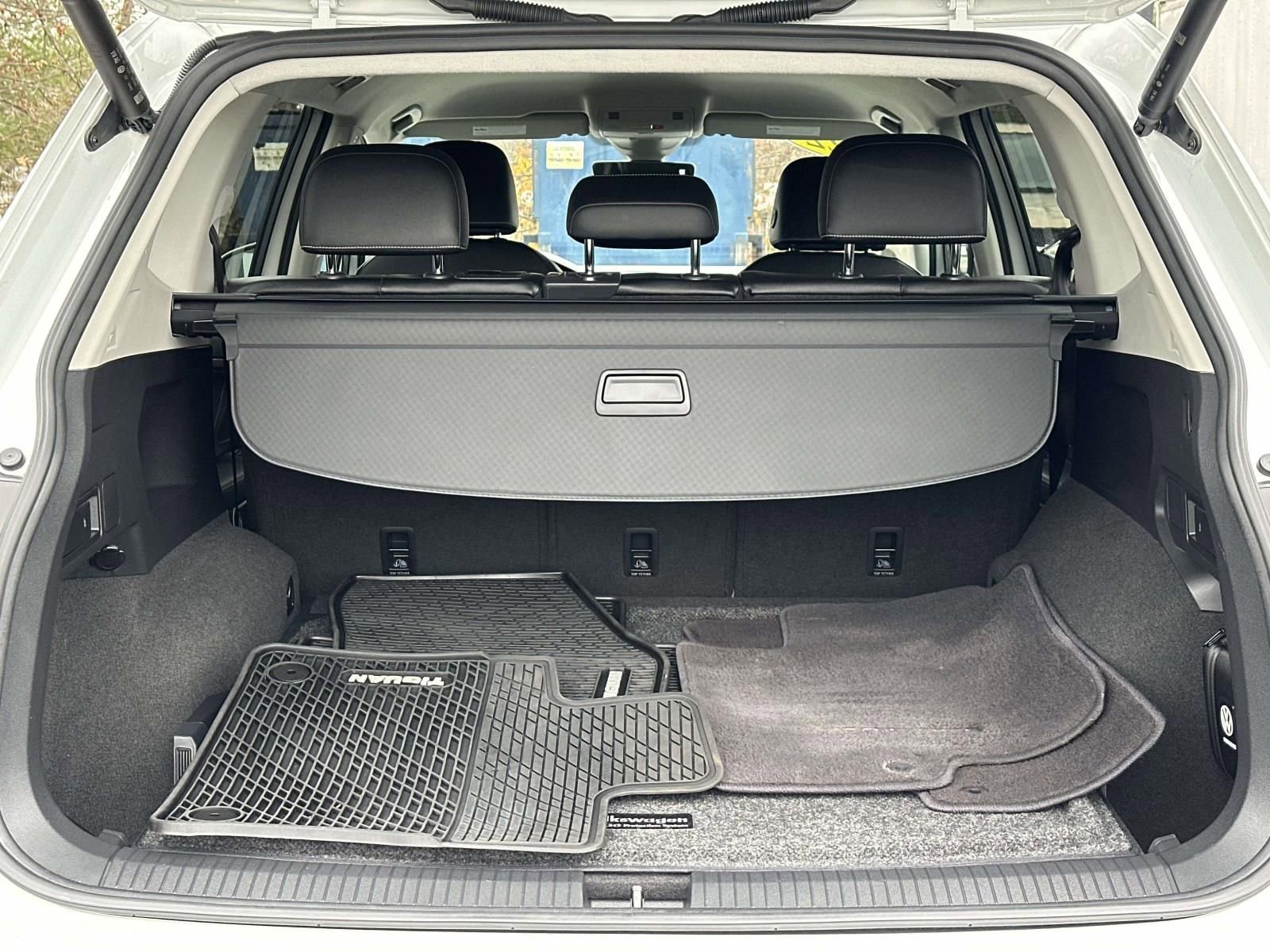 Used 2022 Volkswagen Tiguan SE image 24