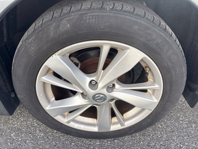 Used 2015 Nissan Altima 2.5 SV FWD image 14