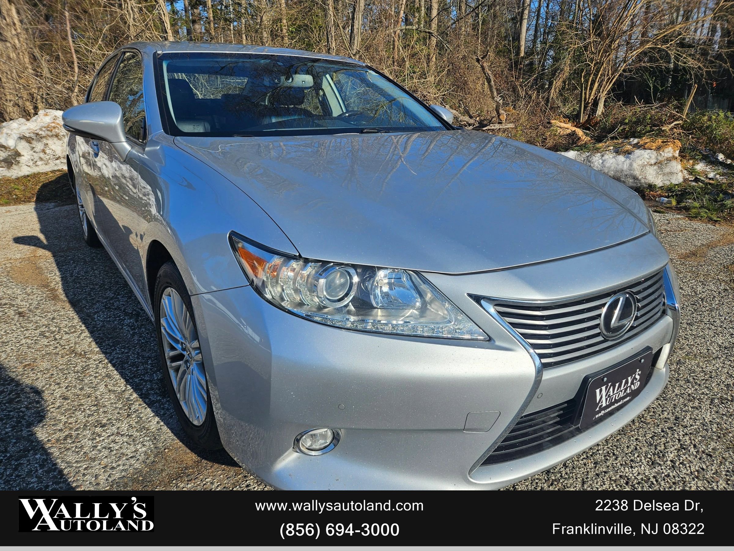 Used 2015 Lexus ES 350 w/ Luxury Package image 4
