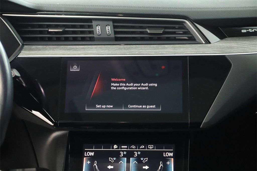 Certified 2022 Audi e-tron Premium image 19