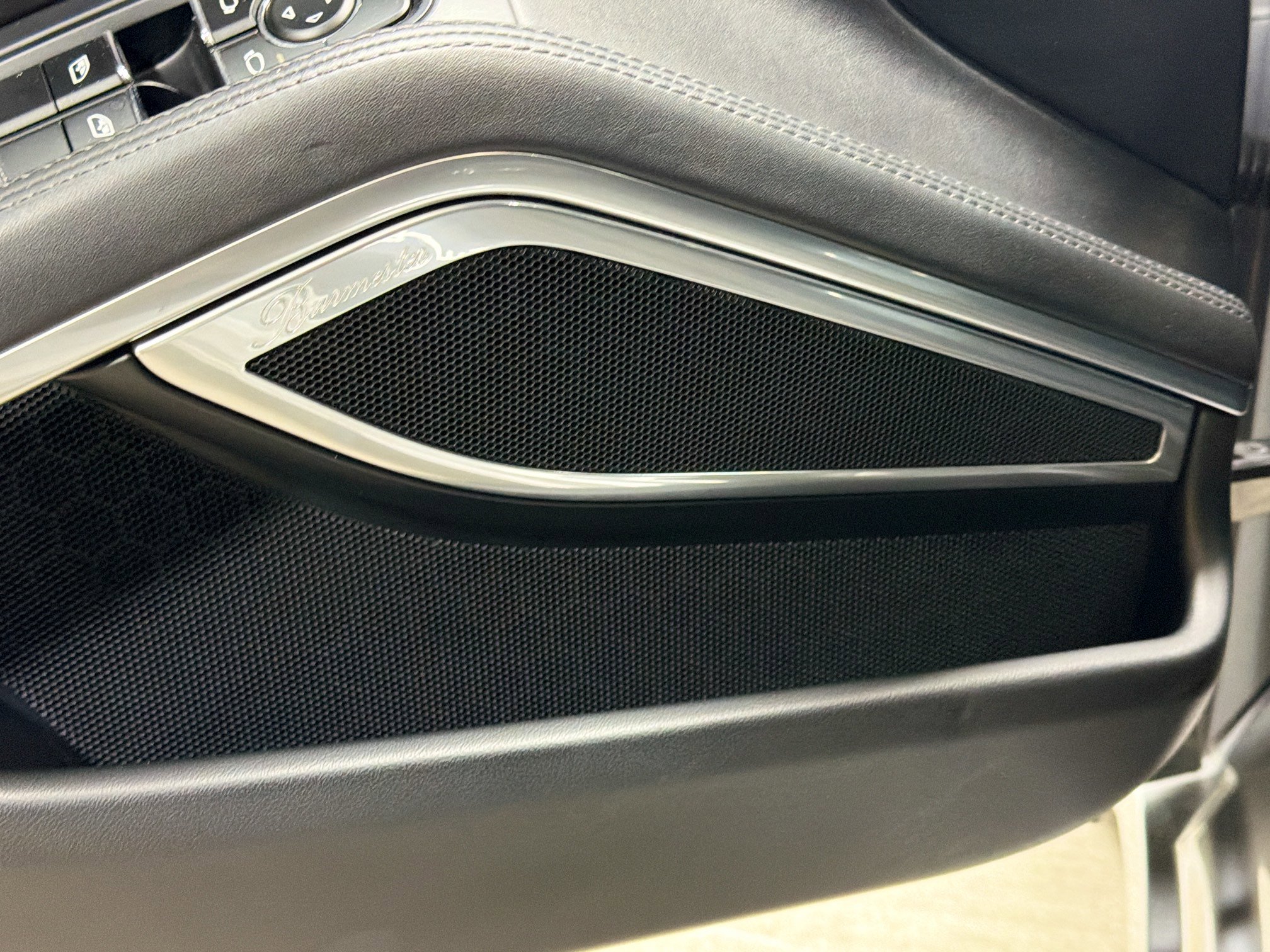 Used 2019 Porsche 911 Turbo image 22