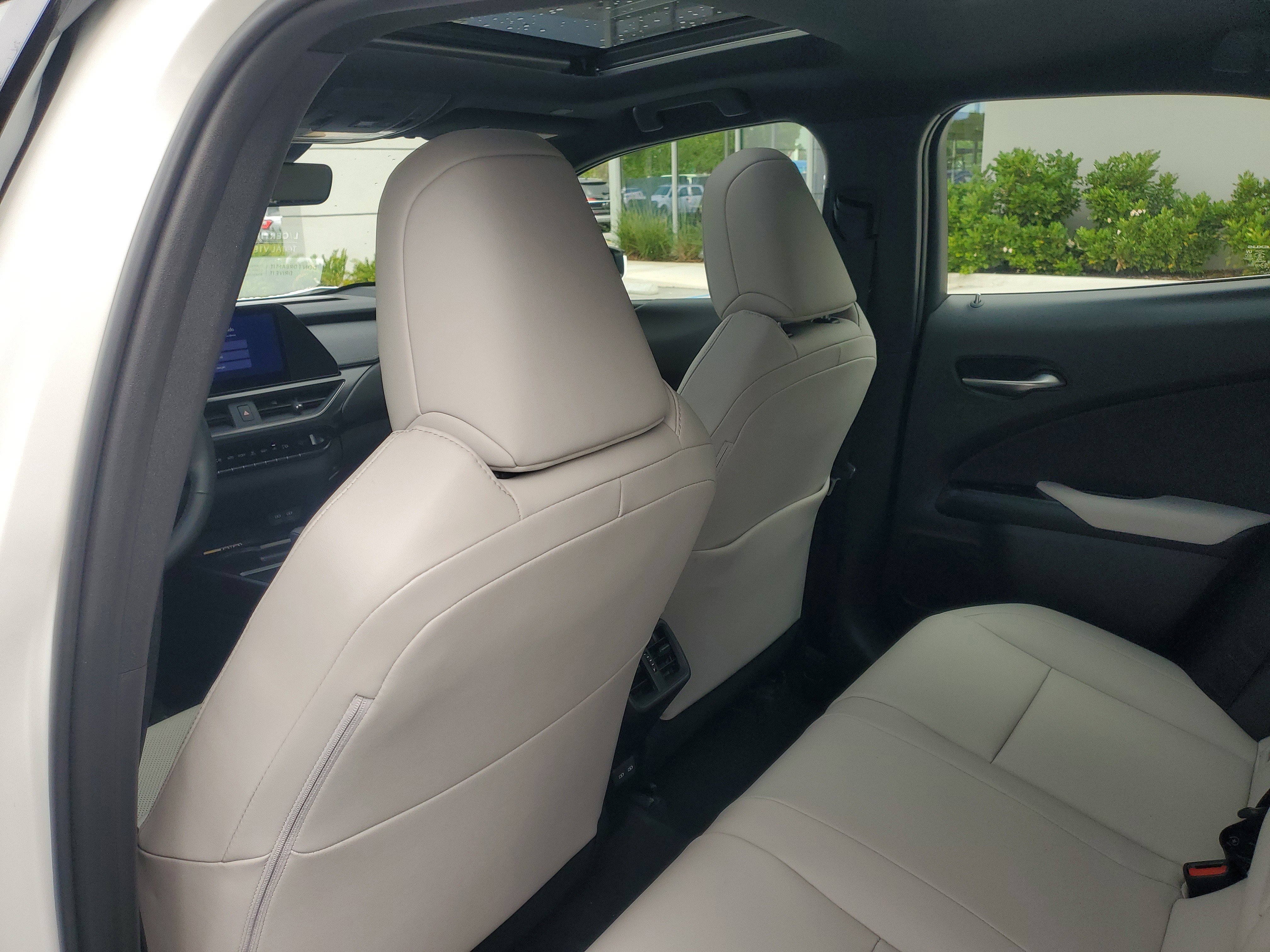 Used 2025 Lexus UX 300h FWD w/ Accessory Package (Z1) image 12