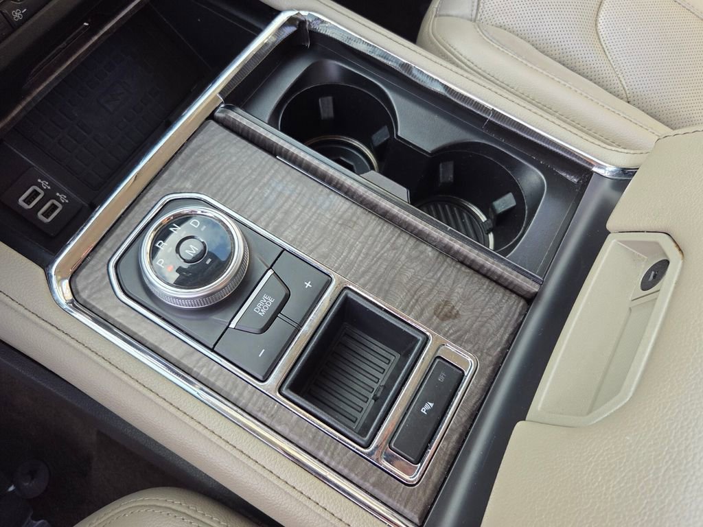 Used 2019 Ford Expedition Max Limited RWD image 32