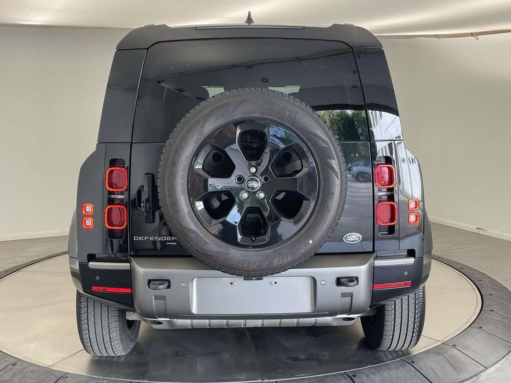 Used 2023 Land Rover Defender 110 X-Dynamic SE AWD/4WD image 6