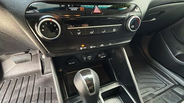 Used 2019 Hyundai Tucson SE image 14