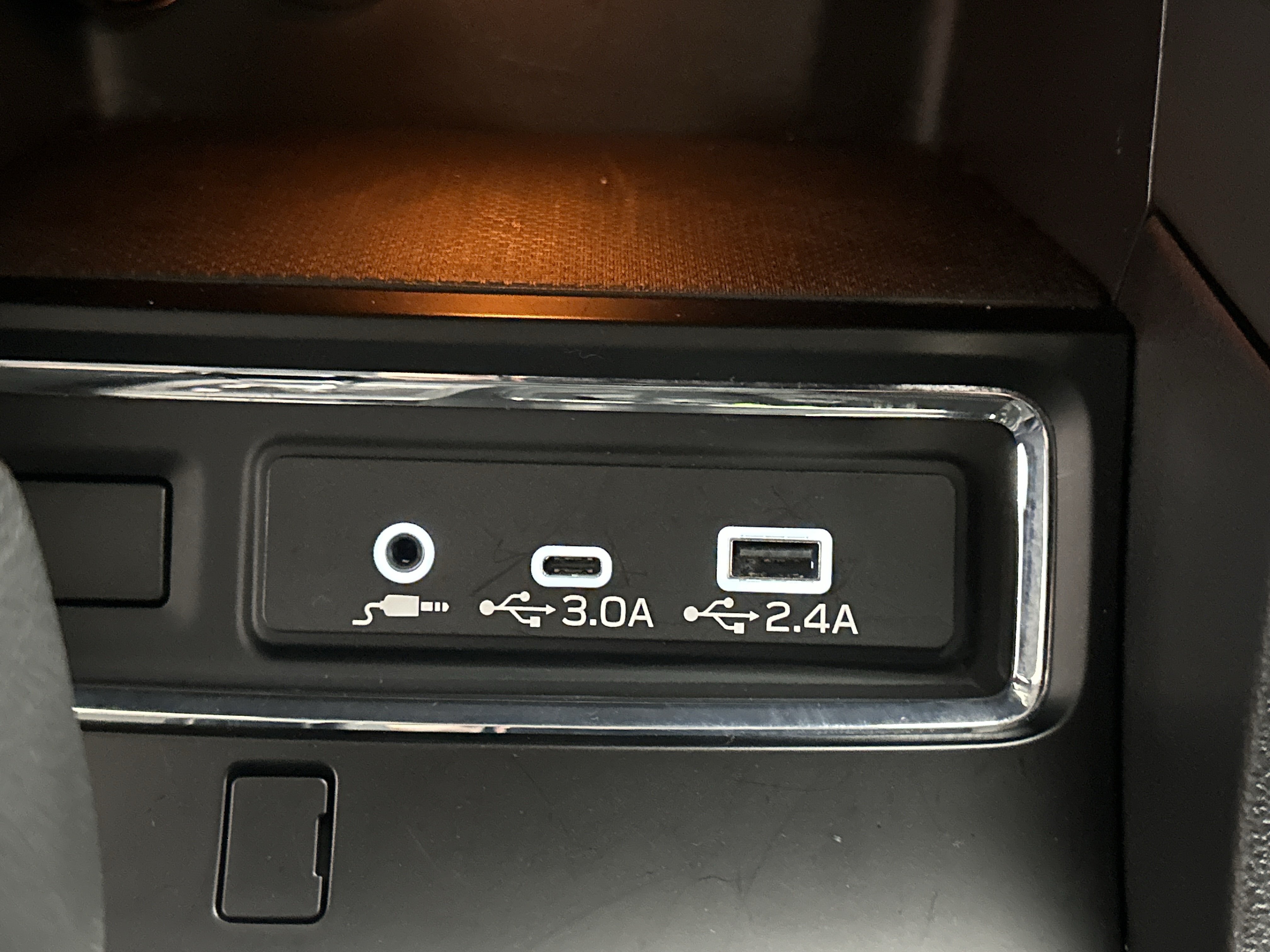 Used 2025 Subaru Ascent Premium AWD/4WD image 17