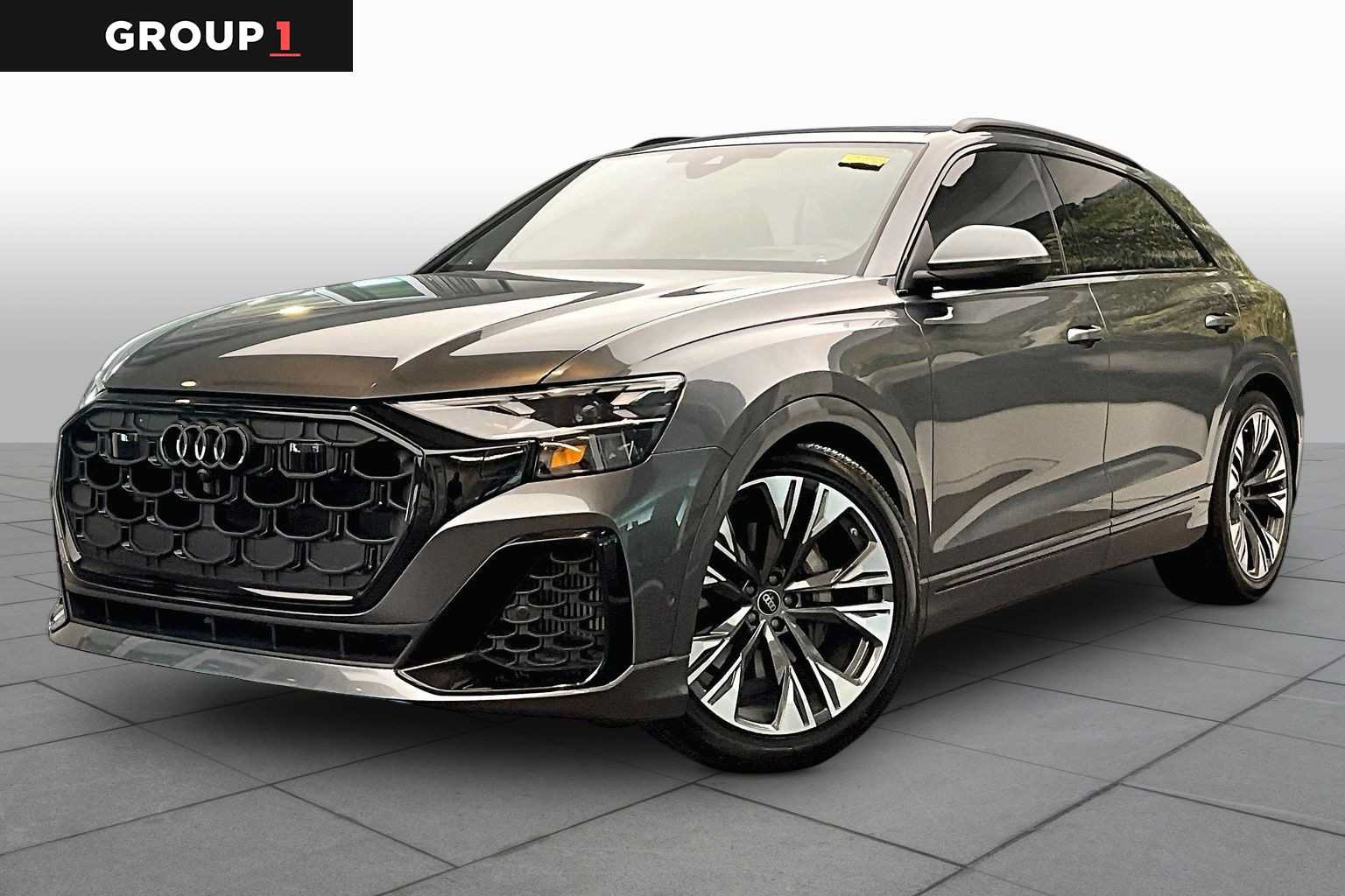 Used 2025 Audi Q8 Prestige w/ Prestige Package AWD/4WD image 1