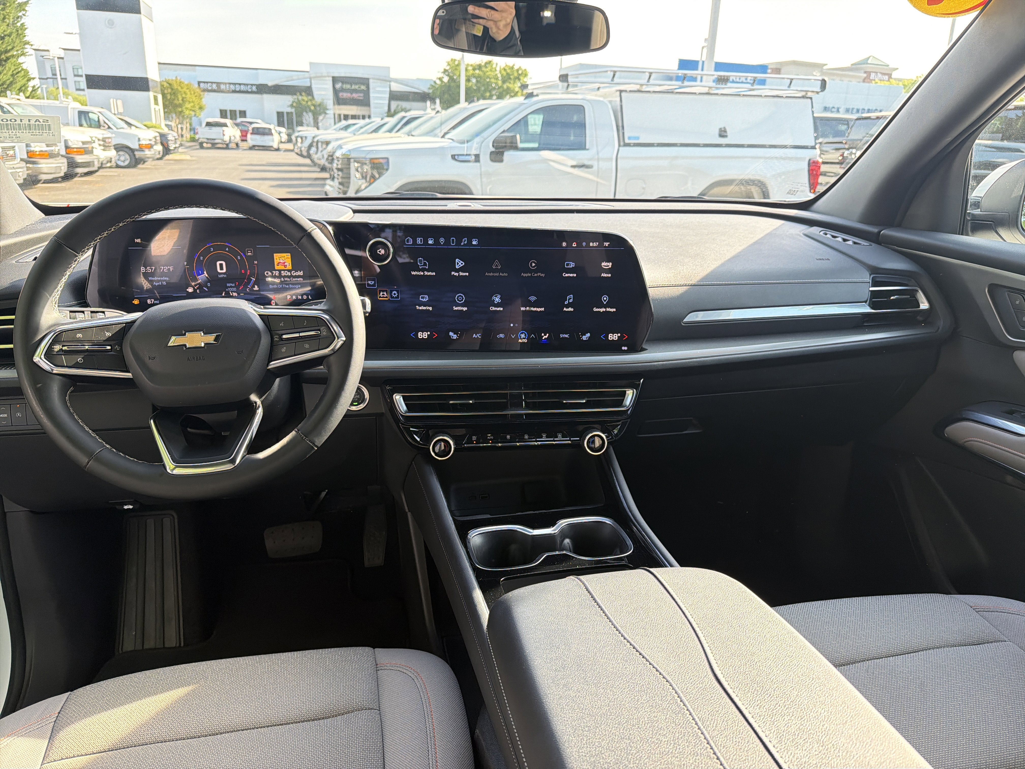 Used 2025 Chevrolet Traverse LT w/ Driver Confidence Package image 27