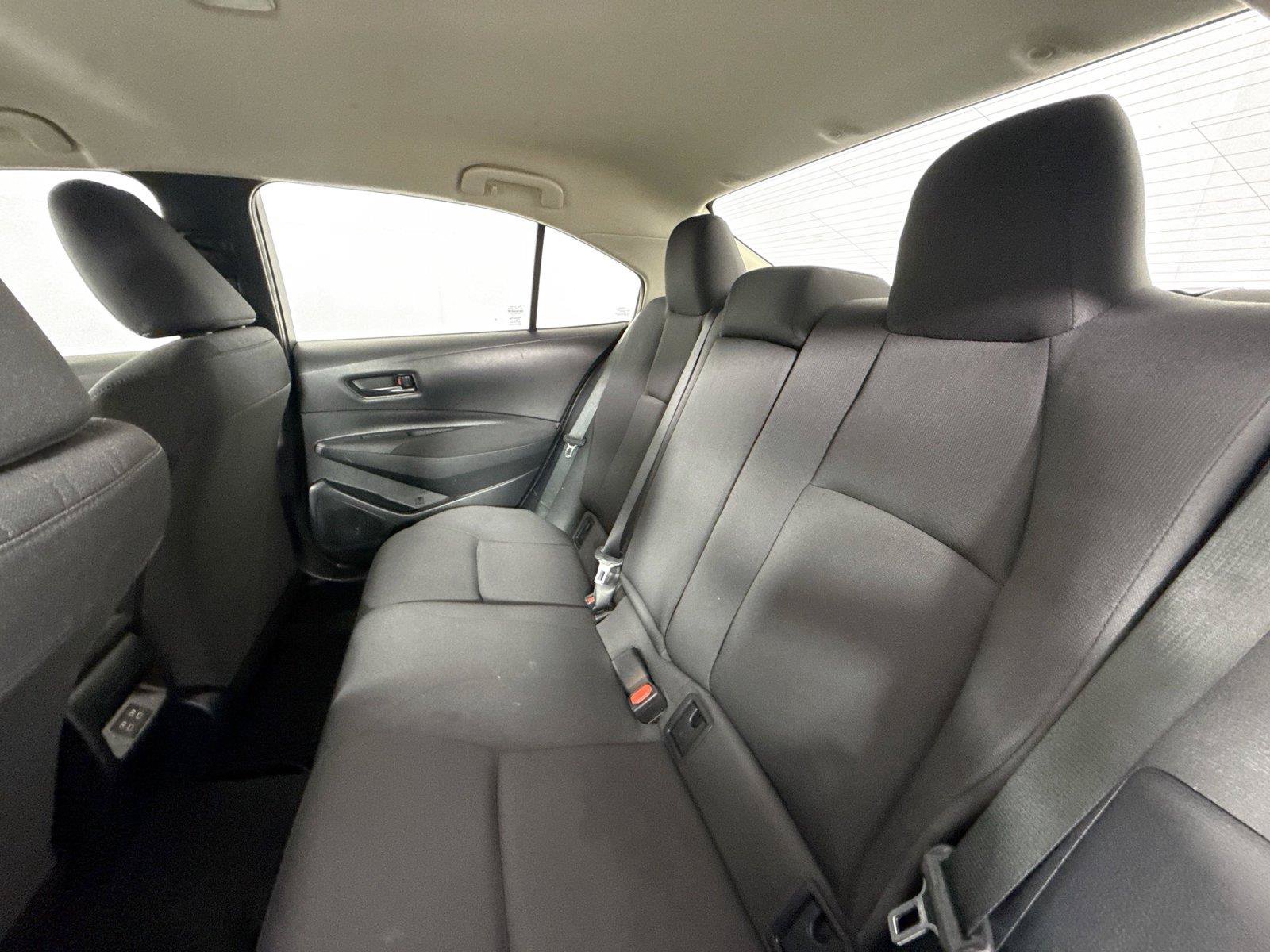 Used 2024 Toyota Corolla LE FWD image 27