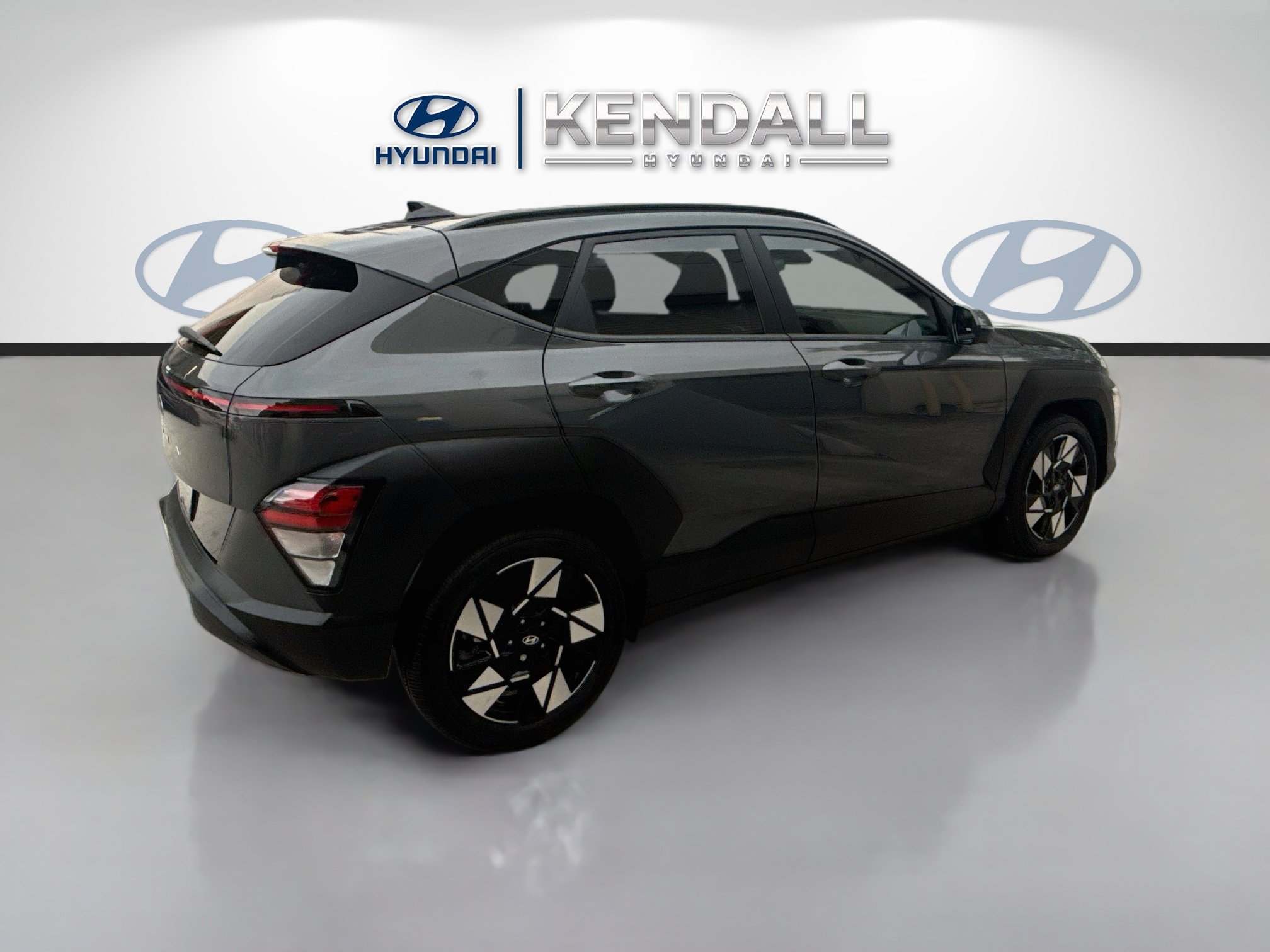 Used 2025 Hyundai Kona SEL FWD image 6