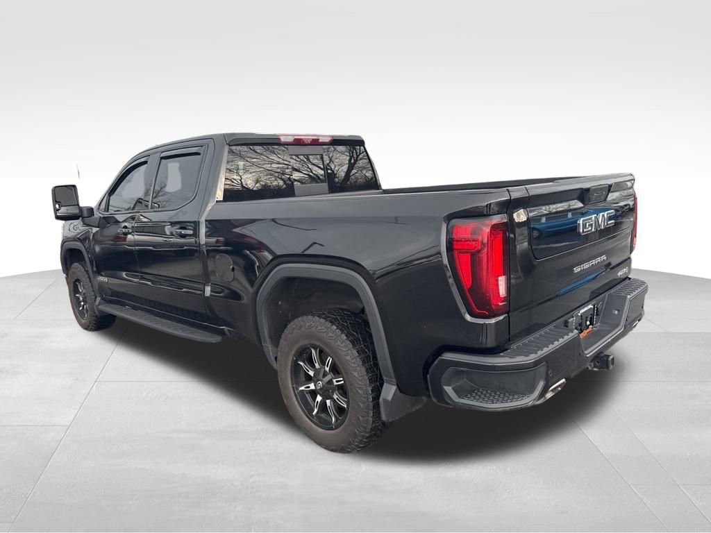 Used 2022 GMC Sierra 1500 AT4 w/ AT4 Premium Package image 3