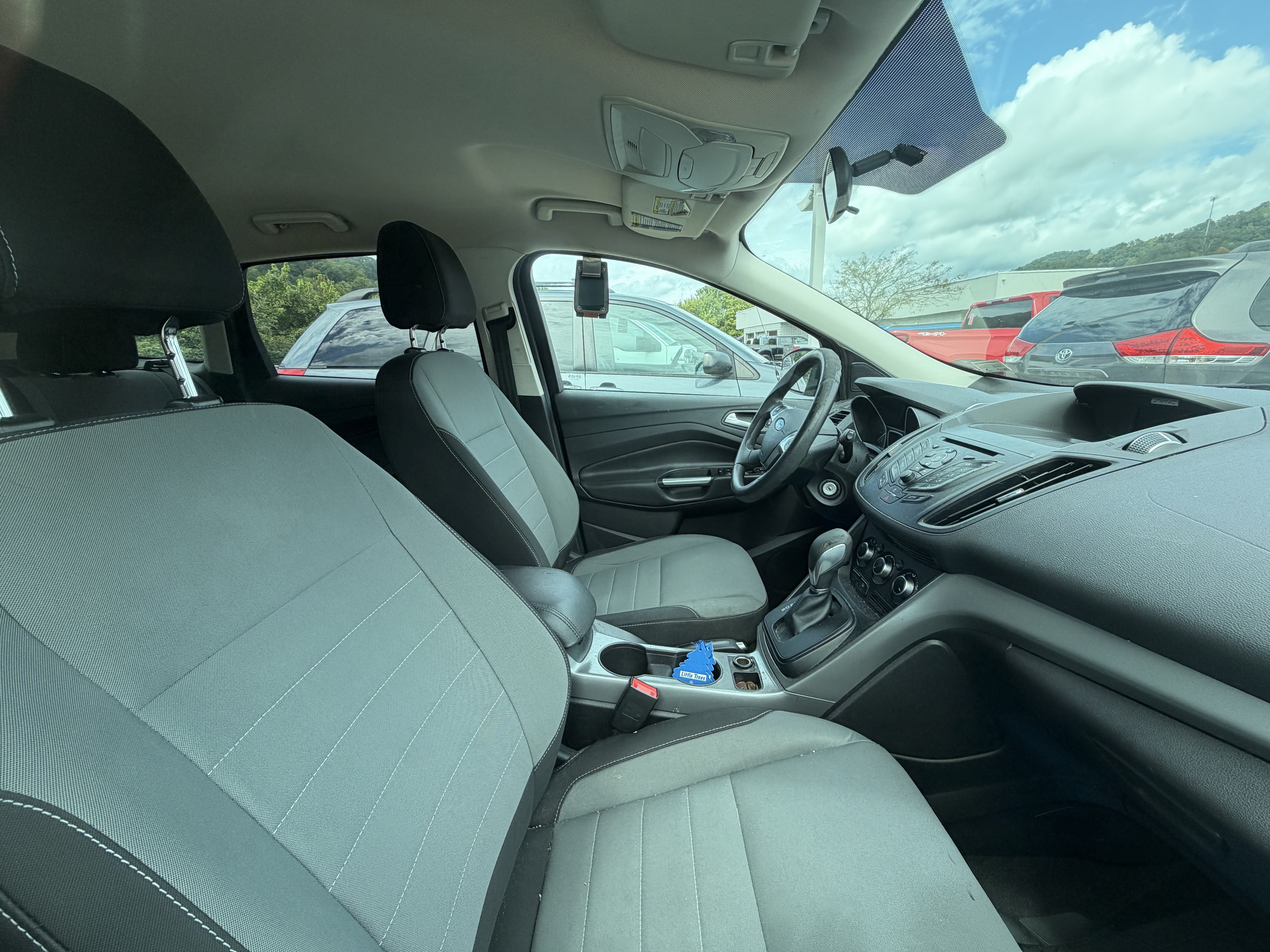 Used 2016 Ford Escape SE AWD/4WD image 10