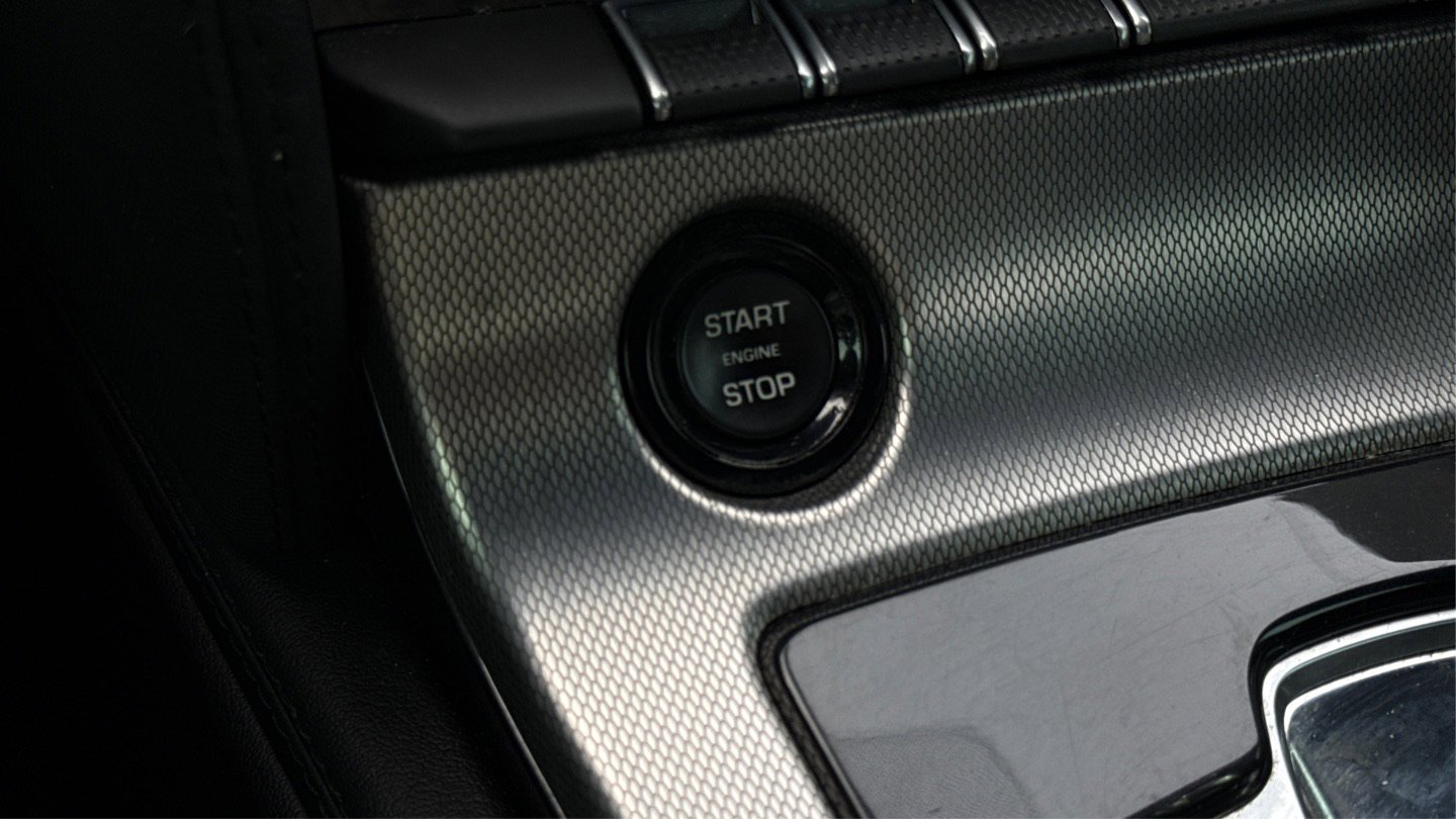 Used 2017 Jaguar F-TYPE Coupe image 29