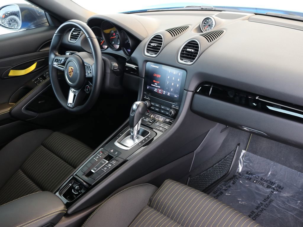 Used 2022 Porsche 718 Boxster image 28