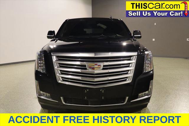 Used 2017 Cadillac Escalade Platinum AWD/4WD image 2