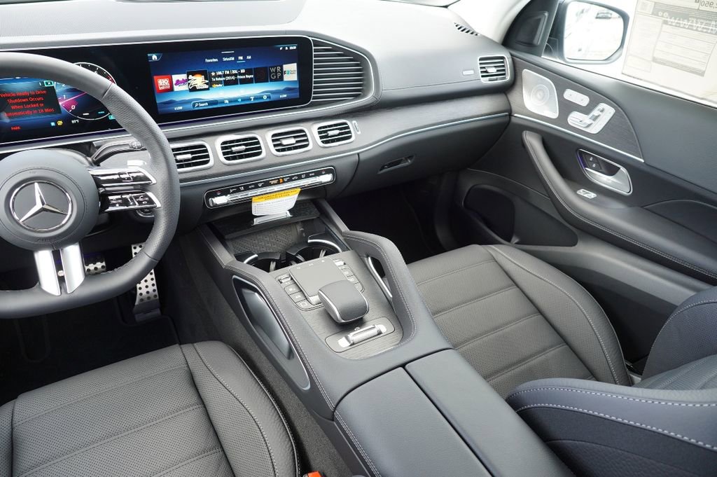 New 2026 Mercedes-Benz GLS 450 4MATIC image 16