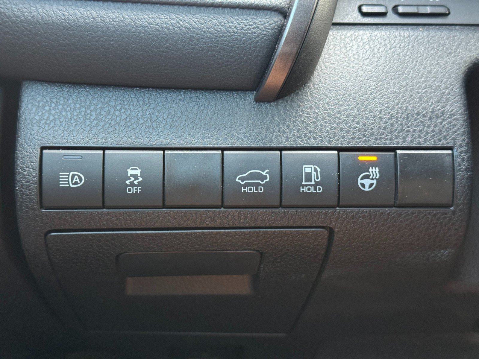 Used 2024 Toyota Camry XSE w/ Cold Weather Package FWD image 17
