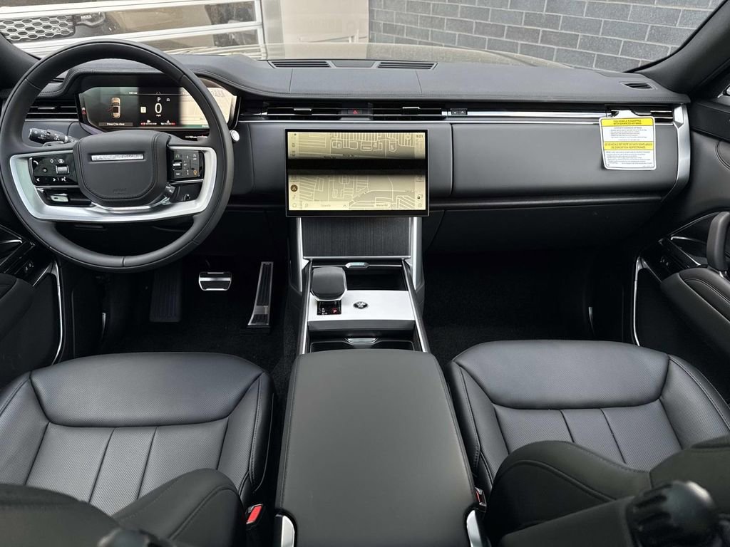 New 2026 Land Rover Range Rover Long Wheelbase SE AWD/4WD image 19