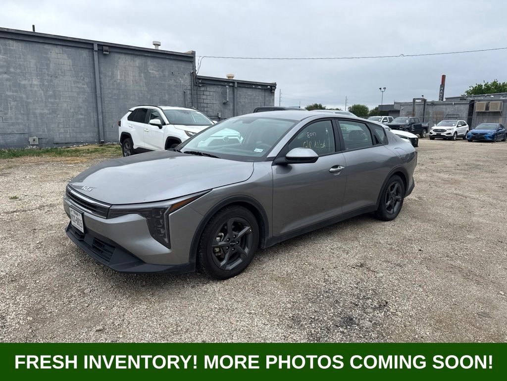 Used 2025 Kia K4 FWD image 5