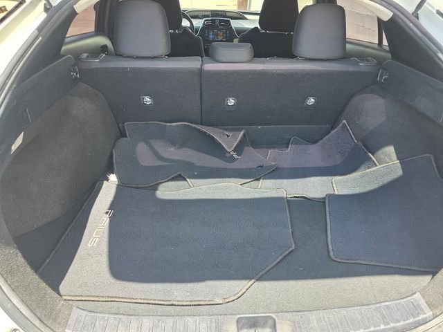 Used 2017 Toyota Prius Three FWD image 13
