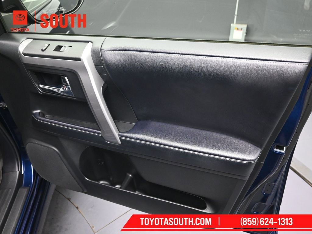 Used 2022 Toyota 4Runner TRD Sport w/ Technology Package image 36