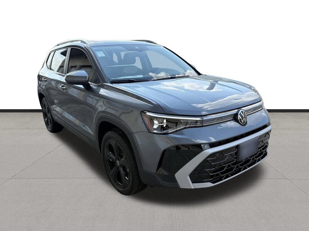 Used 2025 Volkswagen Taos SEL AWD/4WD image 3