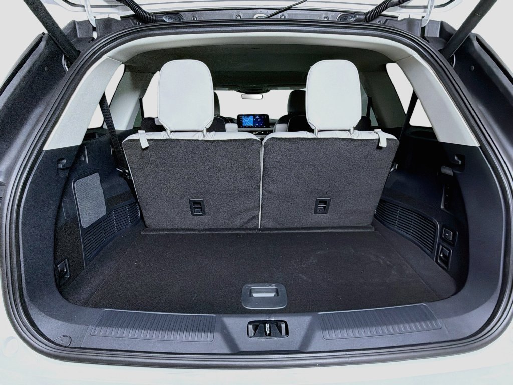 New 2027 Lincoln Aviator 2WD image 27