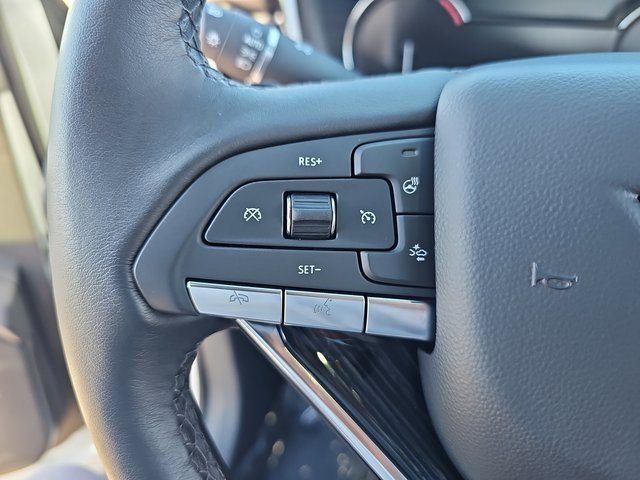 Used 2025 Cadillac XT6 Premium Luxury w/ LPO, Floor Liner Package image 19