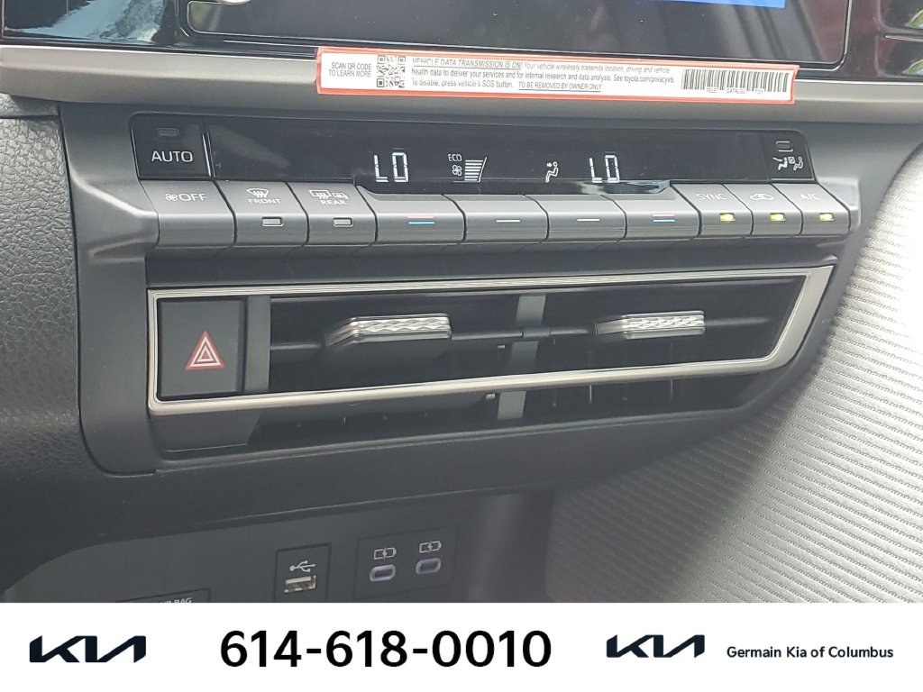 Used 2026 Toyota Camry SE FWD image 29