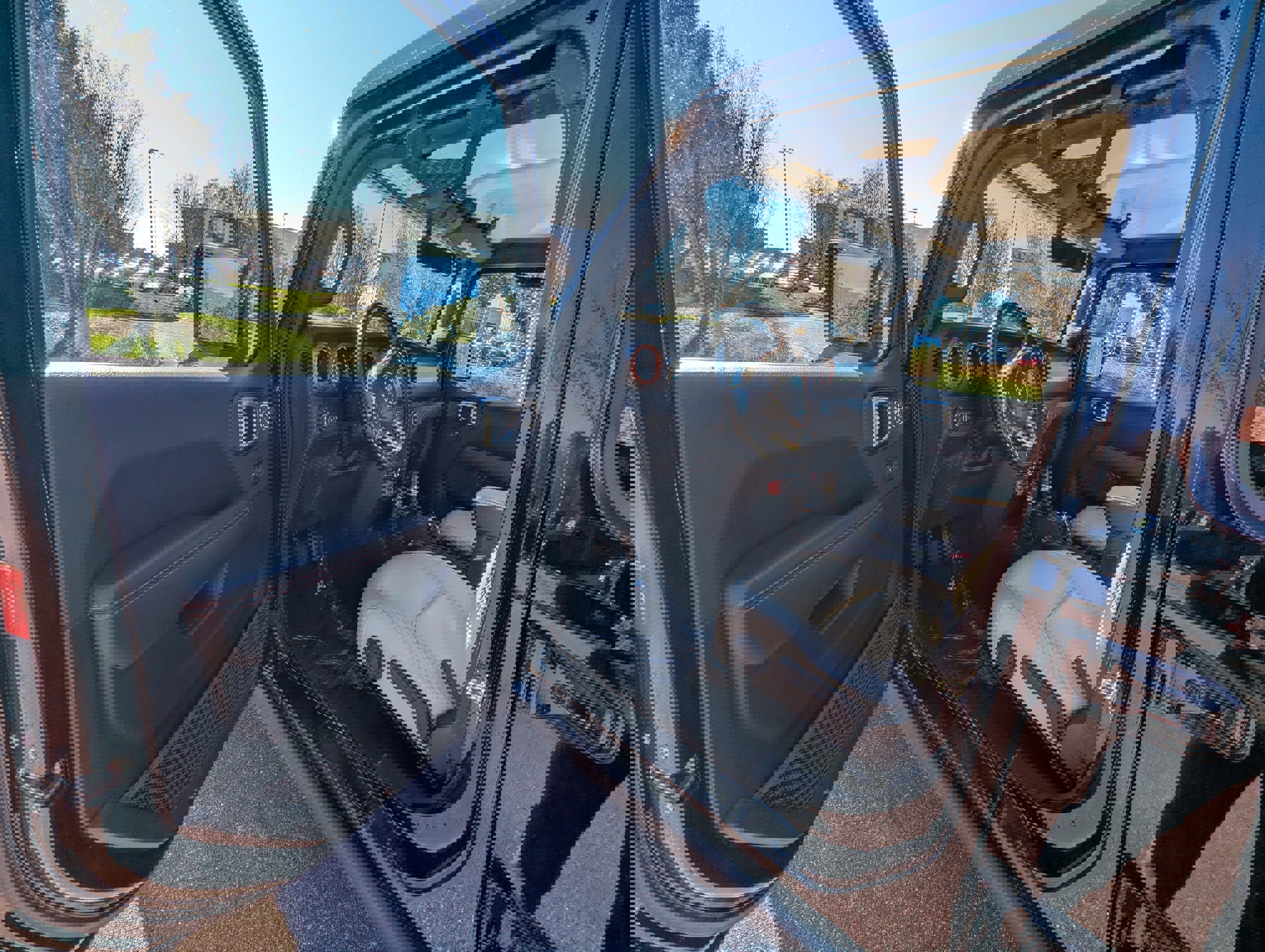 Used 2022 Jeep Gladiator Mojave w/ Cold Weather Group image 8