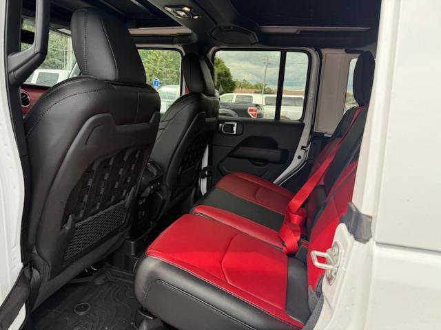Used 2023 Jeep Wrangler Unlimited Rubicon 4xe image 16