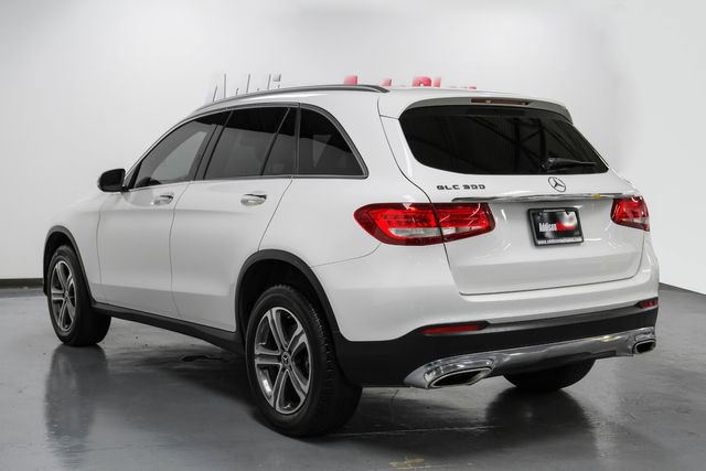 Used 2019 Mercedes-Benz GLC 300 w/ Premium Package image 10