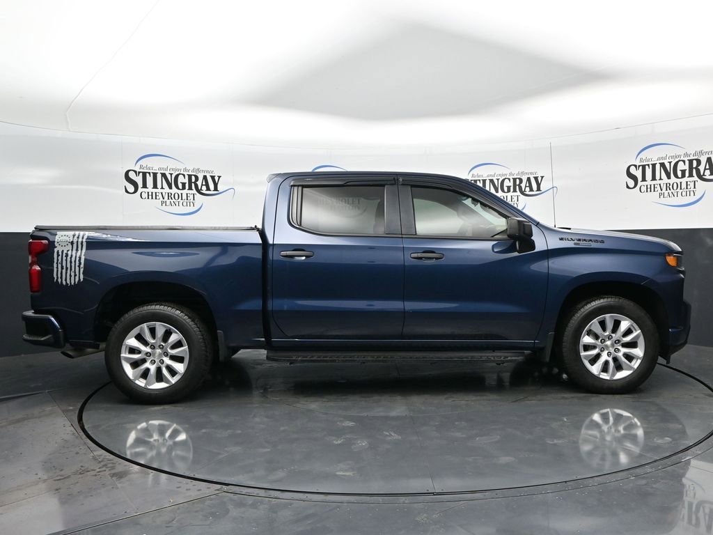 Used 2022 Chevrolet Silverado 1500 Custom w/ LPO, Dark Essentials Package RWD image 8