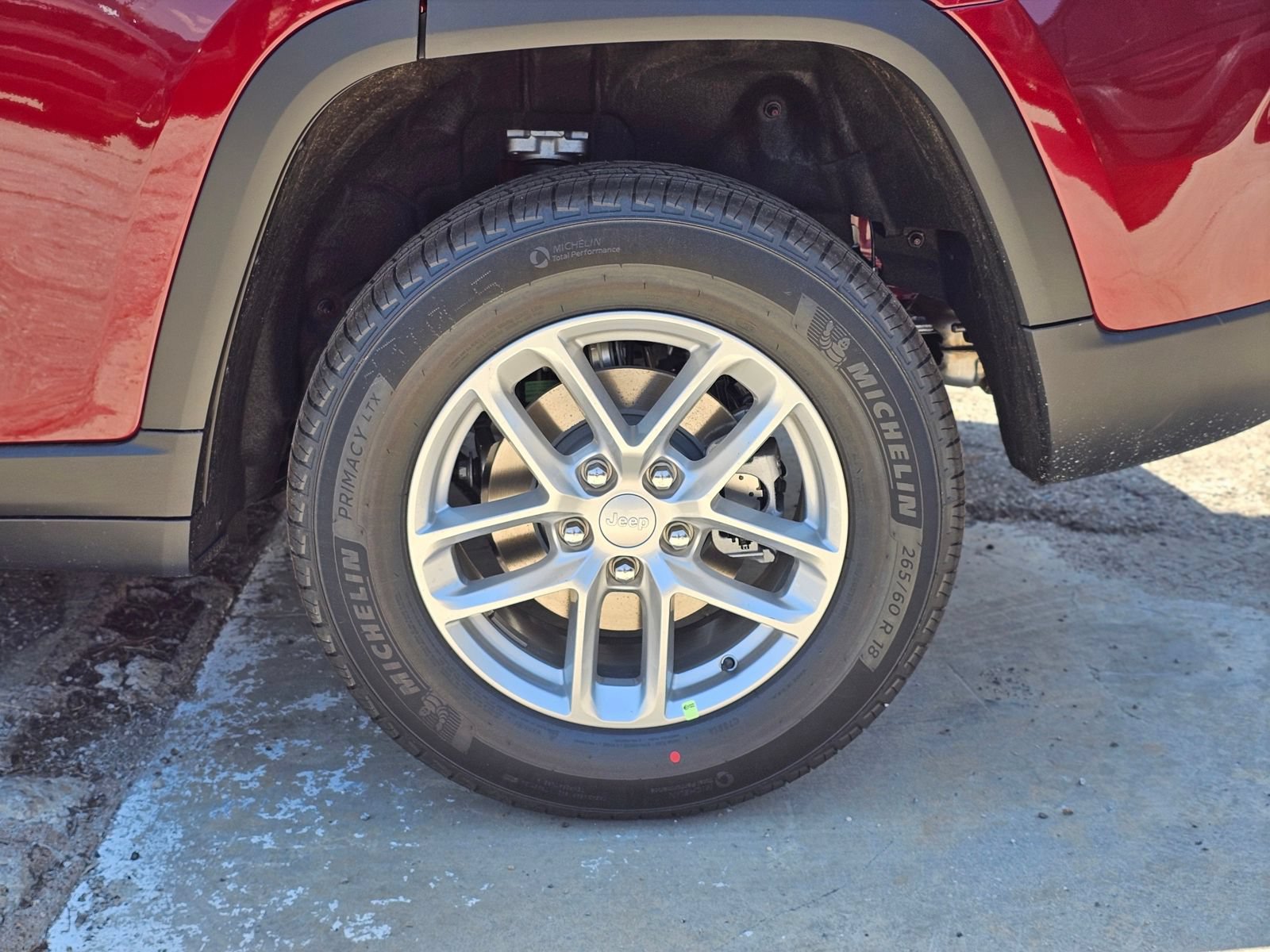 New 2026 Jeep Grand Cherokee Laredo RWD image 9