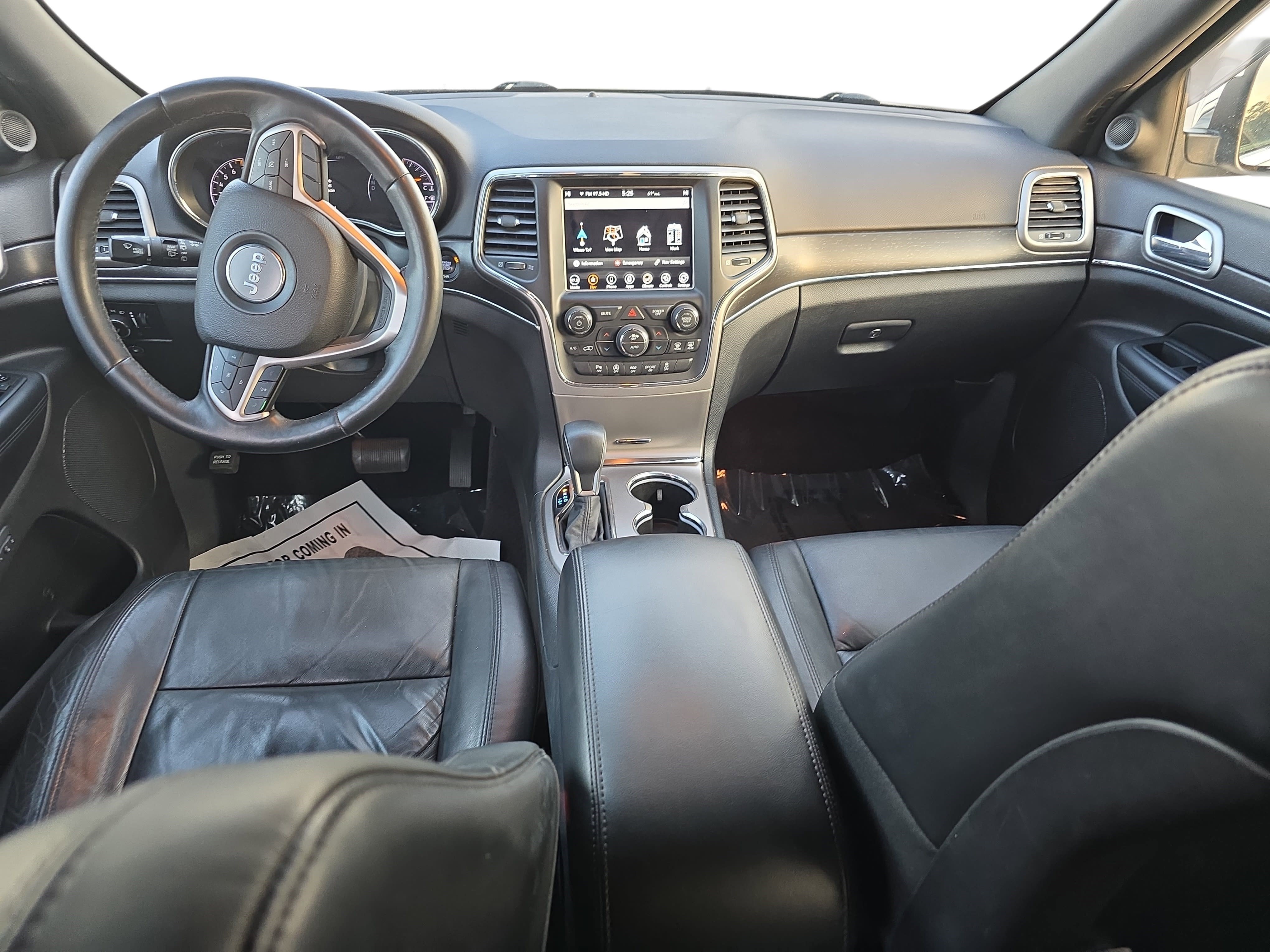 Used 2018 Jeep Grand Cherokee Limited image 9