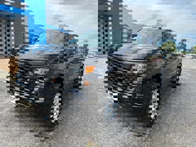 New 2026 Chevrolet Silverado 1500 Custom AWD/4WD image 2